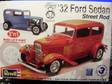 1/25 32 FORD SEDAN 2 in 1 by REVELL-NEW
